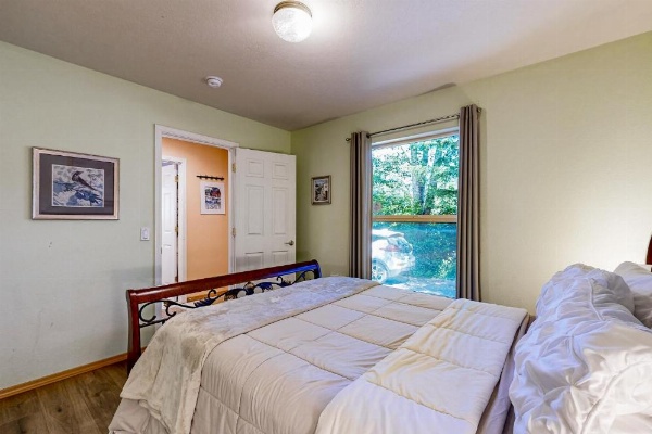 The Rockaway House image 22